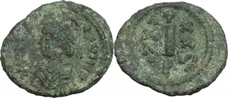 Justinian I (527-565). AE Decanummium, Perugia mint. Obv. Diademed and draped bu...