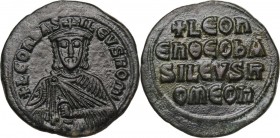 Leo VI, the Wise (886-912). AE Follis, Constantinople mint. Obv. Crowned bust facing, wearing chlamys and holding akakia. Rev. Legend in four lines. D...