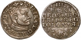 Stefan Batory, Trojak Olkusz 1583 ID - krzyże Moneta o ładnej prezencji, ale z licznymi, starymi zadrapaniami na rewersie. 
 Ostatnia z odmian roczni...