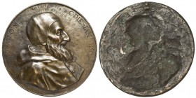 Medalion (17.5cm) Papież Pius V - 7 stycznia 1566 Medalion upamiętniający papieża Piusa V, z datą początku jego sprawowania papiestwa. 
 Medalion lan...