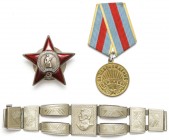 ZSRR, Odznaczenia i bransoletka ze Stalinem - zestaw (3szt) Ciekawy zestaw pamiątek po rosyjskim żołnierzu. W jego skład wchodzą dwa odznaczenia oraz ...