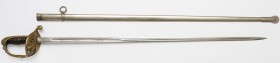 Pałasz oficerski XIX/XX wiek, Francja(?) Wymiary:&nbsp; długość całkowita (bez pochwy) 101 cm długość głowni 86.5 cm długość pochwy 92 cm 


SABER ...