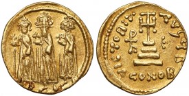 Herakliusz (610-641 n.e.) Solidus, Konstantynopol Awers: Trzech cesarzy w koronach, stojących na wprost, z krzyżami na globach w rękach. Rewers:&nbsp;...