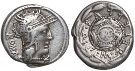 Republika, M. Metellus Q.F (127 p.n.e.) Denar Awers: Głowa Romy w hełmie w prawo, przed nią gwiazda, za nią legenda ROMA; w otoku perełkowym. Rewers: ...