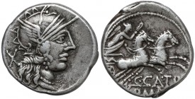 Republika, C. Cato (123 p.n.e.) Denar Awers: Popiersie Romy w prawo, za nią X - oznaczenie wartości. Rewers: Wiktoria w bidze w prawo, trzymająca bicz...
