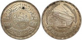 Egipt, 1 funt 1968 - Tama Asuańska Srebro .720, średnica 39,9 mm,waga 24,92 g.&nbsp; 
Grade: XF+ 

WORLD COINS - AFRICA Egypt
