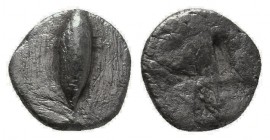 MYSIA. Kyzikos. Obol (Circa 550-530 BC). Obv: Tunny right. Rev: Quadripartite incuse square. Klein 261 var.

Condition: Very Fine


Weight: 0,5 gram
D...