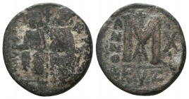 Justin II , with Sophia (565-578 AD). AE Follis 

Condition: Very Fine


Weight: 9,6 gram
Diameter: 24,5 mm