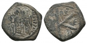 Justin II , with Sophia (565-578 AD). AE Follis 

Condition: Very Fine


Weight: 6,1 gram
Diameter: 20,5 mm