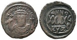 Phocas with Leontia (602-610 AD). AE Follis 

Condition: Very Fine


Weight: 10 gram
Diameter: 26,9 mm