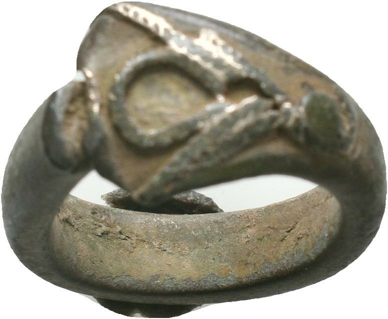 Gilted and Fligree decorated Ancient Silver Ring, 7th - 11th Century, Probably A...