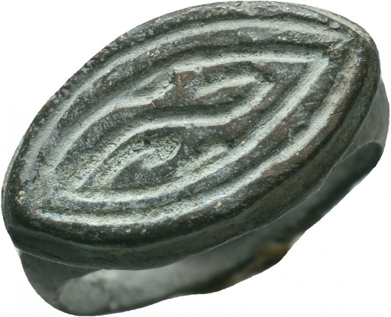 Eye Shape Byzantine Bronze Ring ,

Condition: Very Fine


Weight: 8,0 gram
Diame...