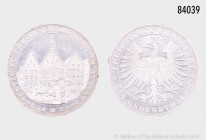 Frankfurt am Main, Gedenktaler 1863, auf den Fürstentag, Ansicht des Römers, 18,52 g, 33 mm, AKS 45, J. 52, minimale Randfehler, feine Kratzer, attrak...