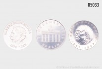 DDR, Konv. 2 x 10 Mark und 1 x 20 Mark-Silber-Gedenkmünzen: 10 Mark 1967, Käthe Kollwitz, J. 1519, 10 Mark 1975, Albert Schweitzer, J. 1554 und 20 Mar...