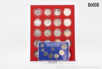 Israel, Sammlung von 32 Münzen, davon 22 Silbermünzen aus 1949/1984, dabei Kursmünzensatz 1980, vorzüglich/Stempelglanz, auf Foto nur ein Teil abgebil...