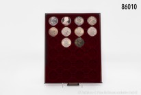 Österreich, Kassette mit 10 offiziellen Nachprägungen des Maria-Theresia-Talers, 833er Silber, davon 1 Stück gehenkelt, vorzüglich/Stempelglanz/PP....