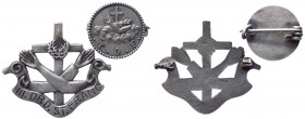 Lotto composto da 2 medagliette votive usate come spille religiose tutte del Terzo ordine regolare di San Francesco (T. O. F.)

n.a.

 Worldwide s...