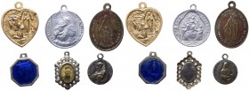 Lotto composto da 6 medagliette votive - 3 con varie raffigurazioni della Vergine Maria - 1 con S. Antonio da Padova - 1 con S. Francesco d'Assisi - 1...