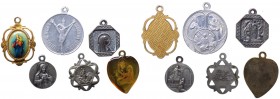 Lotto composto da 6 medagliette votive - 4 con varie raffigurazione della Vergine Maria - 1 con S. Giacomo., S. Vincenzo e San Sebastiano - 1 con Sant...