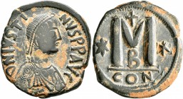 Justin I, 518-527. Follis (Bronze, 31 mm, 15.60 g, 6 h), Constantinopolis. D N IVSTINVS P P AVG Diademed, draped, and cuirassed bust of Justin I to ri...