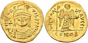 Maurice Tiberius, 582-602. Solidus (Gold, 21 mm, 4.38 g, 5 h), Constantinopolis, 583-601. O N mAVRC TIb P P AVI Draped and cuirassed bust of Maurice T...