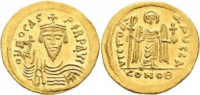 Phocas, 602-610. Solidus (Gold, 21 mm, 4.50 g, 7 h), Constantinopolis, 603-607. o N FOCAS PЄRP AVG Draped and cuirassed bust of Phocas facing, wearing...