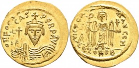Phocas, 602-610. Solidus (Gold, 23 mm, 4.50 g, 7 h), Constantinopolis, 603-607. o N FOCAS PЄRP AVG Draped and cuirassed bust of Phocas facing, wearing...