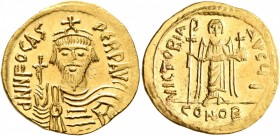 Phocas, 602-610. Solidus (Gold, 20 mm, 4.48 g, 7 h), Constantinopolis, 607-610. δ N FOCAS PERP AVI Draped and cuirassed bust of Phocas facing, wearing...