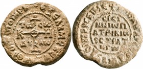 Sisinnios, patrikios and strategos, first half of 8th century (before 744). Seal (Lead, 30 mm, 25.10 g, 12 h). Circular legend ЄΞЄΛ૪ MЄ KЄ ЄΞ ANΘPOΠ[૪...