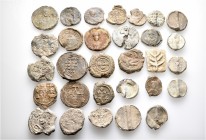 A lot containing 30 lead seals. All: Byzantine. Fine to very fine. LOT SOLD AS IS, NO RETURNS. 30 seals in lot.