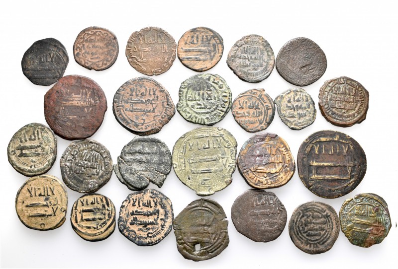 A lot containing 25 bronze coins. All: Islamic. Fine to about very fine. LOT SOL...