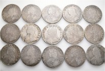 A lot containing 15 silver coins. All: France, mostly different years and/or mints. Fine to very fine. LOT SOLD AS IS, NO RETURNS. 15 coins in lot.
...