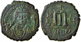 BISANZIO Maurizio Tiberio (582-602) Follis (Antiochia) Busto di fronte – R/ Lettera M – Sear 532 Æ (g 11,52)
BB