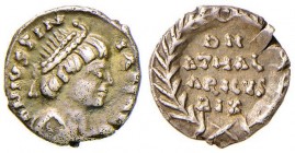 OSTROGOTI Atalarico (526-534) Monetazione a nome di Giustiniano - Quarto di siliqua (Roma) – Busto diademato a d. – R/ Scritta – MIB 52; MEC 128 AG (g...