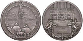 VENEZIA Medaglia 1912 per la ricostruzione del Campanile di San Marco – AE argentato (g 134 – Ø 70 mm) RR Marcato BRONZO in incuso sul bordo
SPL+...