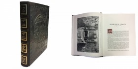 LIBRI DI PREGIO Le livre de Rome, 241 pp., 40 x 32 cm Editalia, ed. 1973, copia n. 1221. Imponente edizione con il piatto anteriore in lamina di bronz...