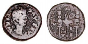 Monedas de la Hispania Antigua
Emerita, Mérida
Semis. AE. A/Cabeza de Augusto a der., alrededor PERM. CAES. AVG. R/Insignias legionarias, alrededor ...
