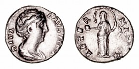 Imperio Romano
Faustina, esposa de A. Pío
Denario. AR. R/ATERNITAS. 2.55g. RIC.349. MBC-/MBC.