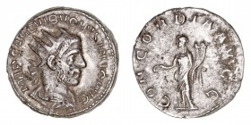 Imperio Romano
Volusiano
Antoniniano. AR. Roma. (251-253). R/CONCORDIA AVGG. 3.79g. RIC.167. MBC-.