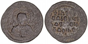 Monedas Bizantinas
Anónimo
40 Nummi. AE. Tiempo de Basilio II y Constantino VIII (c. 976-1025). A/Cristo Pantocrator. R/Leyenda en cuatro líneas. 10...