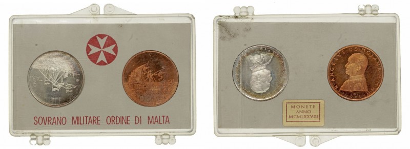 Monedas Extranjeras
Malta
AR/AE. 1978. Estuche original de 2 monedas. 10 Grani...