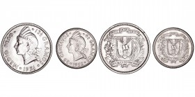 Monedas Extranjeras
República Dominicana
Lote de 2 monedas. AR. 25 Centavos 1952 y Medio Peso 1951. KM.20 y 21. EBC a MBC.