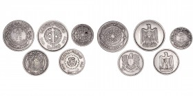 Monedas Extranjeras
Siria
Lote de 5 monedas. AR. 10 y 25 Piastras 1929, 25 Qirsh 1947 y 1953 y 50 Qirsh 1958. KM.72, 73, 79, 87 y 88. MBC+ a MBC-.