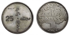 Medallas
Medalla. Metal blanco. O.N.C.E. 25 Años. Escrito en Braille. 50.00mm. Golpe en canto. (EBC-).