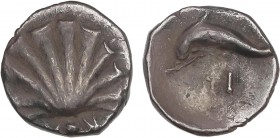 GREEK COINS
Litra. 325-280 a.C. TARENTUM. CALABRIA. Anv.: Concha. Rev.: Delfín nadando a derecha, debajo letras FI. 0,56 grs. AR. ESCASA. HN Italy-97...
