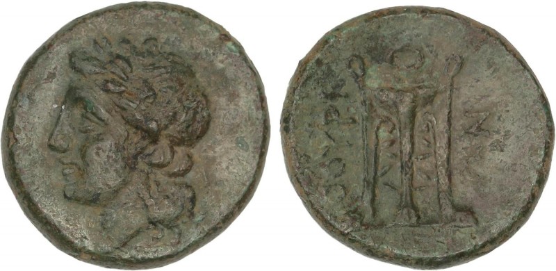 GREEK COINS
AE 18. 280 a.C. THOURIOI. LUCANIA. Anv.: Cabeza diademada de Apolo ...