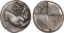 GREEK COINS
Hemidracma. 400-350 a.C. CHERRONESOS. TRACIA. Anv.: Prótomo de león a derecha con cabeza a izquierda. Rev.: Cuadro incuso dividido en cua...