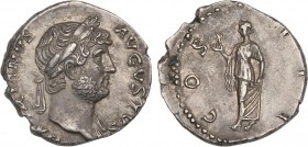 ROMAN COINS: ROMAN EMPIRE
Empire
Denario. Acuñada el 125-134 d.C. ADRIANO. Anv.: HADRIANVS AVGVSTVS. Cabeza laureada a derecha. Rev.: COS. III. Espe...