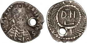 OSTROGOTH COINS
50 Denarii. VÁNDALOS. THRASAMUNDO (496-523 d.C.). CARTAGO. 0,90 grs. AR. Ex CNG 235 lot 537. (Perforación). MUY RARA. BMC-Vandals 12-...