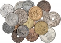 PESETA SYSTEM: II REPUBLIC
Lote 20 monedas 5 Céntimos a 1 Peseta. 1925 a 1938. Incluye 1 peseta 1933 (*3-4) en AR, Serie 1 y 2 Pesetas Gobierno de Eu...